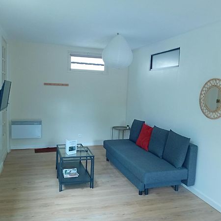 Appartement indépendant avec jardin Montcaret Extérieur photo
